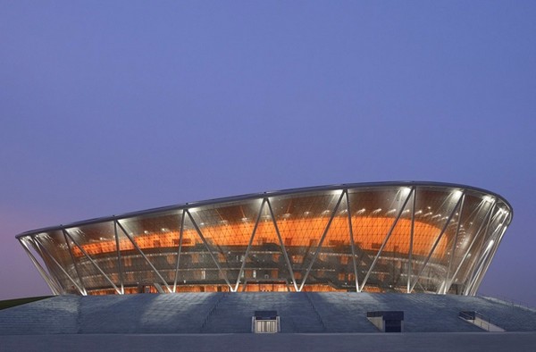 Восхитительная баскетбольная арена для клуба Dongguan Leopards. Источник фото: GMP Arkitekten