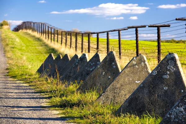 Iron Curtain Trail – туристический маршрут вдоль бывшего Железного занавеса