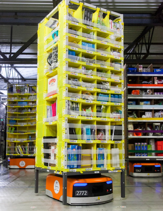 Kiva - автоматизированный робот на складе компании Amazon