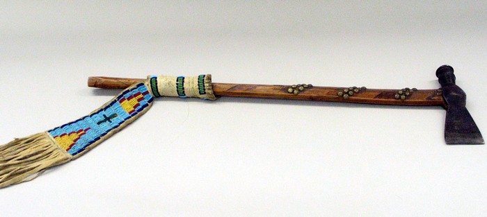 Традиционный индейский томагавк