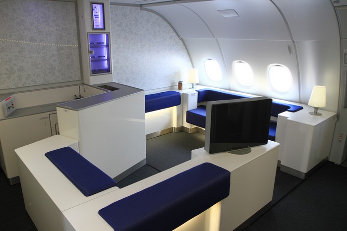 Celestial Lounge – бар от водки Absolut на самолетах Korean Air