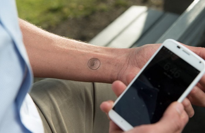 VivaLnk – цифровая татуировка для разблокировки смартфона