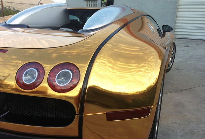 Golden Gatti – золотой автомобиль Bugatti