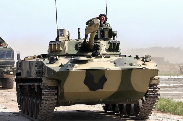 Российская боевая машина десанта БМД-4М Садовница