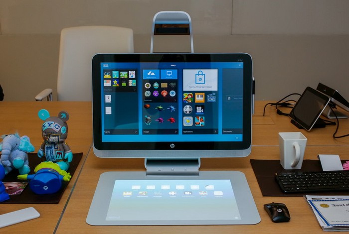 HP Sprout – революционный настольный компьютер без клавиатуры и мышки