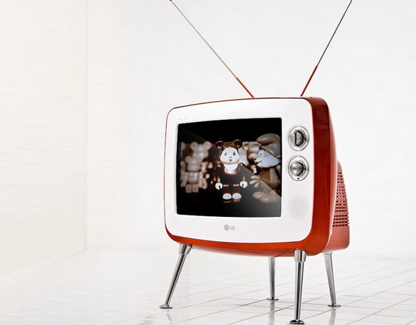 LG Classic TV – плазменный телевизор в стиле шестидесятых. Источник фото: theawesomer.com