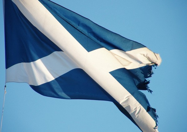Флаг Шотландии. Источник фото: russian7.ru
