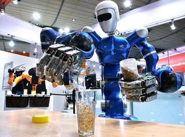 BarBot – соревнования роботов-барменов