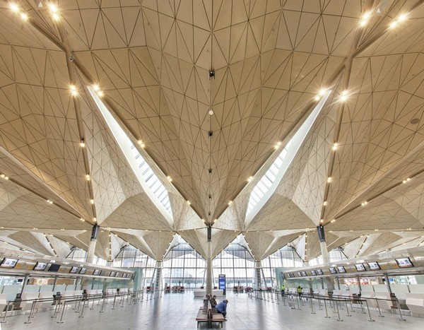 Новый терминал в аэропорту Пулково. Источник фото: e-architect.co.uk