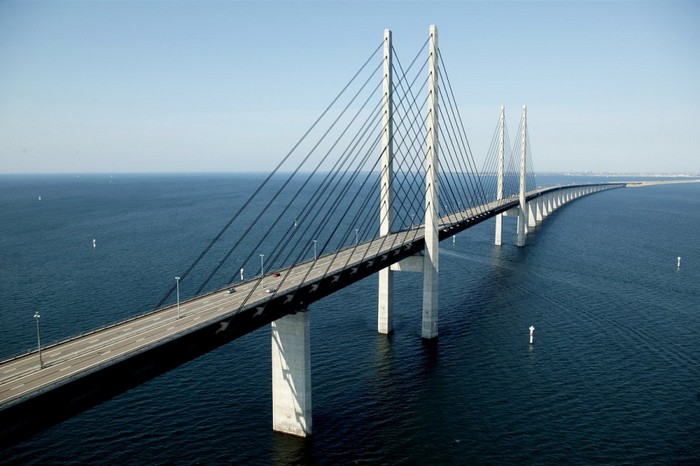 Эресуннский мост между Данией и Швецией