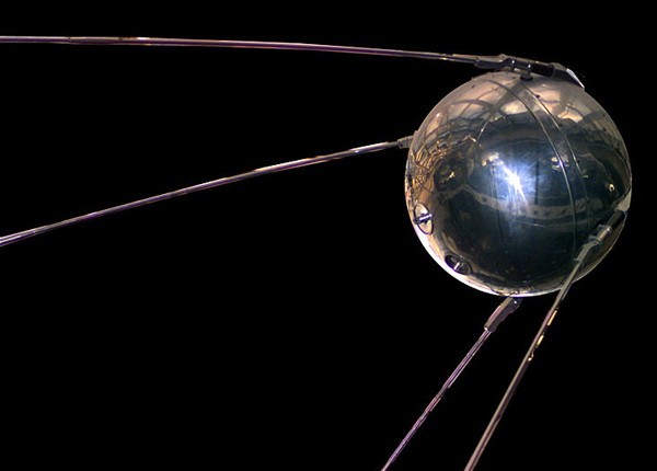 Модель первого искусственного спутника Земли. Источник фото: new.tsniimash.ru