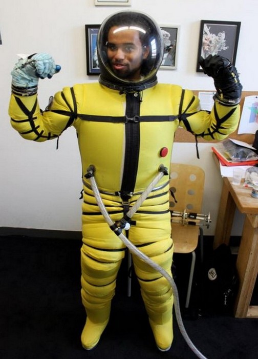 RL Mark VI – костюм для прыжков из Космоса