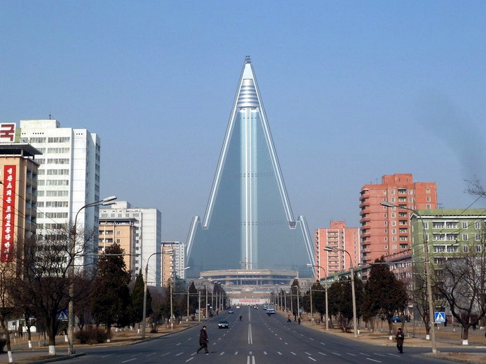 Гостиница Рюгён – гигантский отель в закрытой Северной Корее