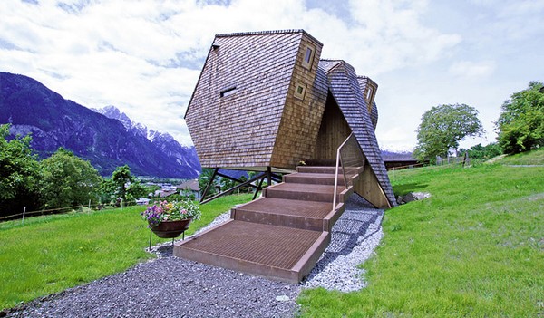 UFOgel – инопланетная дача в Австрии. Источник фото: urlaubs architektur