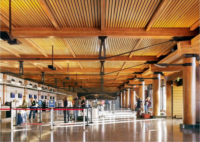 Jackson Hole Airport – деревянный аэропорт парка Йеллоустоун