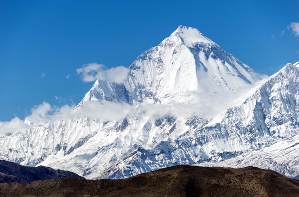Гора Дхаулагири в Гималаях