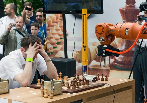 Kuka – робот-шахматист