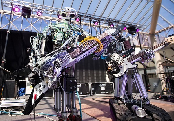 Compressorhead – музыкальная группа из роботов