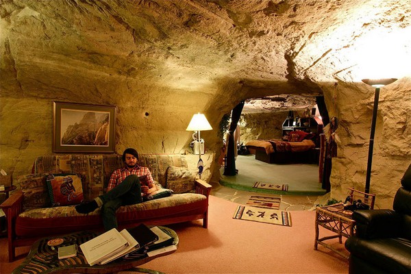 Пещерная гостиница Kokopelli Cave Bed and Breakfast в Нью-Мексико
