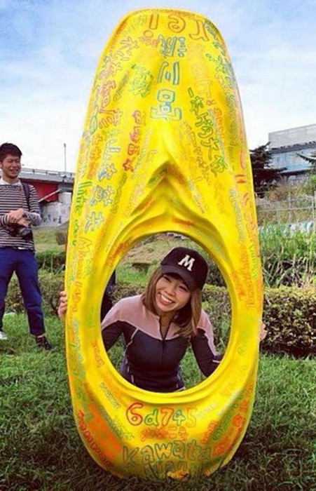 Vagina Kayak – лодка в виде влагалища японской художницы