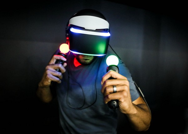 Шлем виртуальной реальности Project Morpheus от Sony