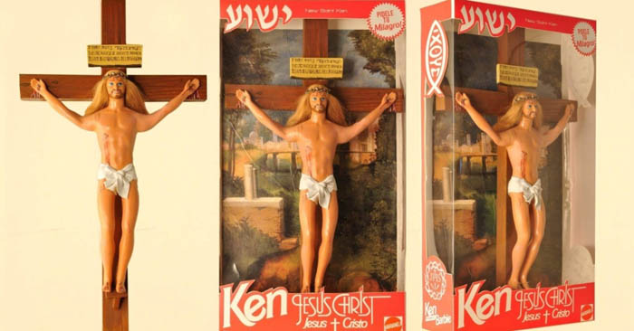 Барби и Кен, предстающие в облике святых