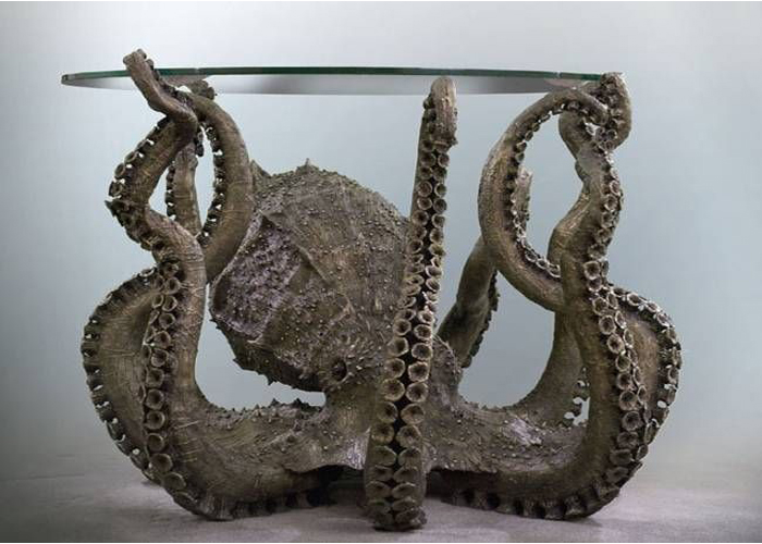 Стильный журнальный столик в форме осьминога от Isaac Krauss.