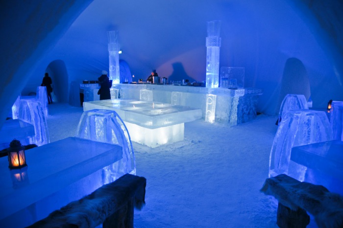 Ледяной отель в Швеции.