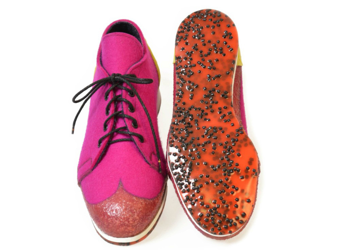 Красочные туфли из войлока Woolings.