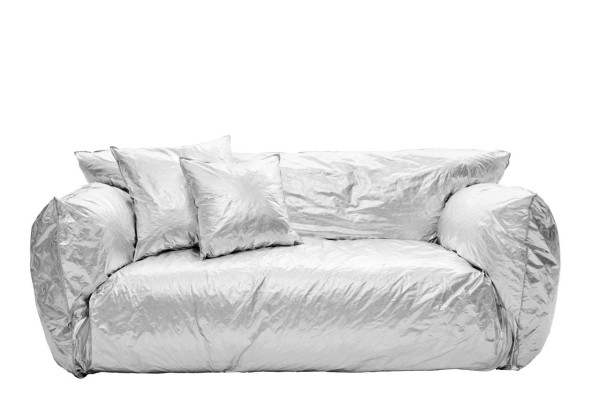 Уютный мягкий диван из серии Nuvola collection.