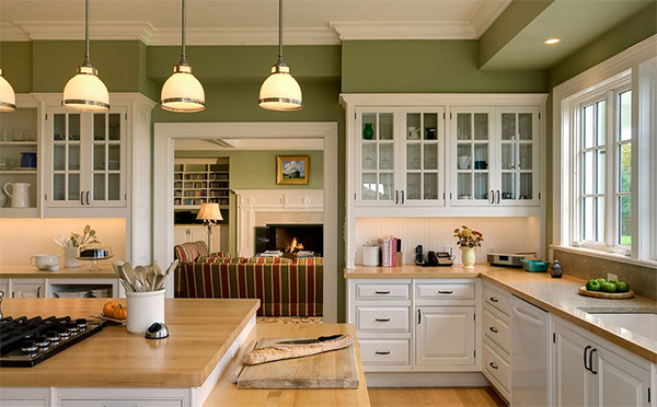 Интерьер кухни в оливковых цветах от Crisp Architects.