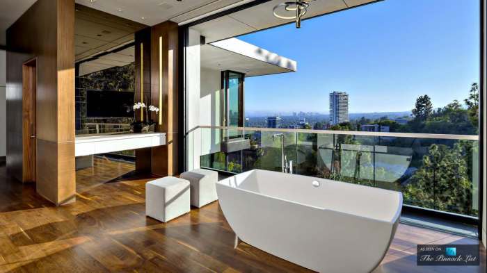 Luxury Residence. Ванная комната.