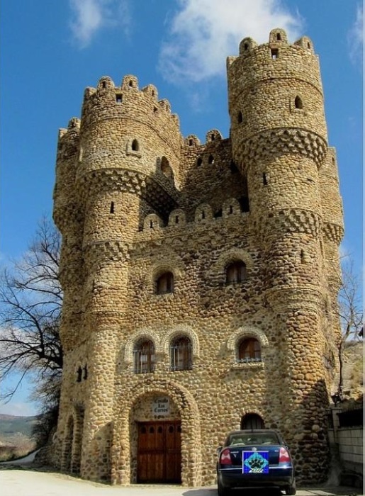 Замок Castillo de las Cuevas.