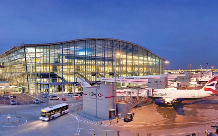 London Heathrow Airport - один из самых старых и загруженных аэропортов мира.