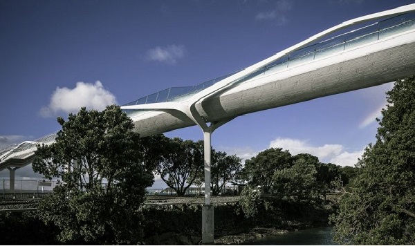 Реконструированный мост «Point Resolution» (Новая Зеландия).