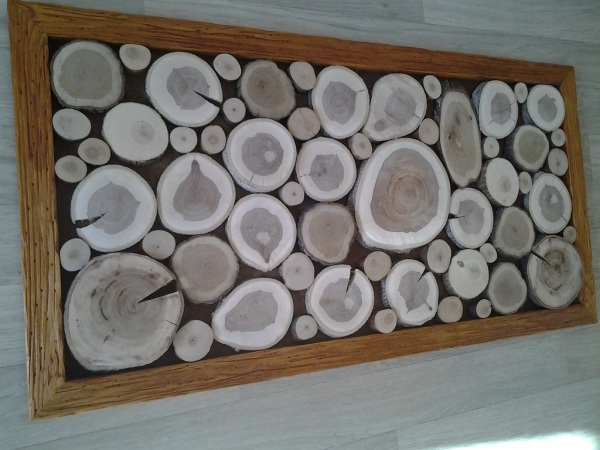 Настенное декоративное панно из спилов дерева