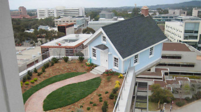 Дом на крыше Калифорнийского университета.