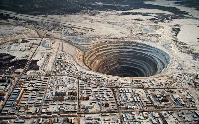 Заброшенное месторождение алмазов в Якутии.