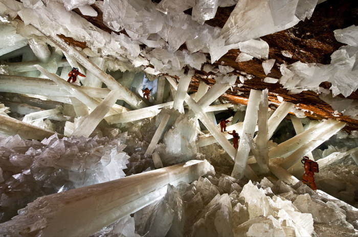 Великолепная пещера в Мексике.