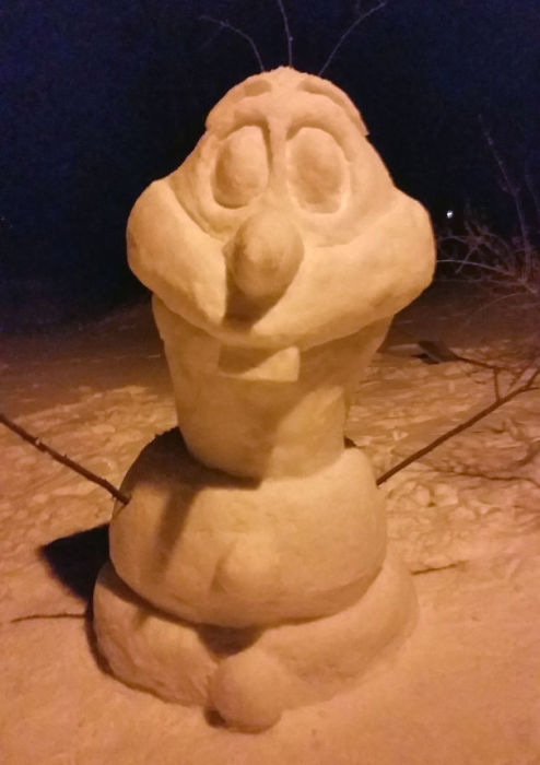 Снеговик из мультфильма 