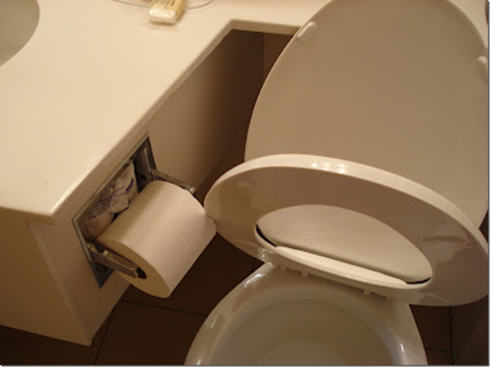 Это единственный случай, в котором можно пожаловаться на обильное количество туалетной бумаги.