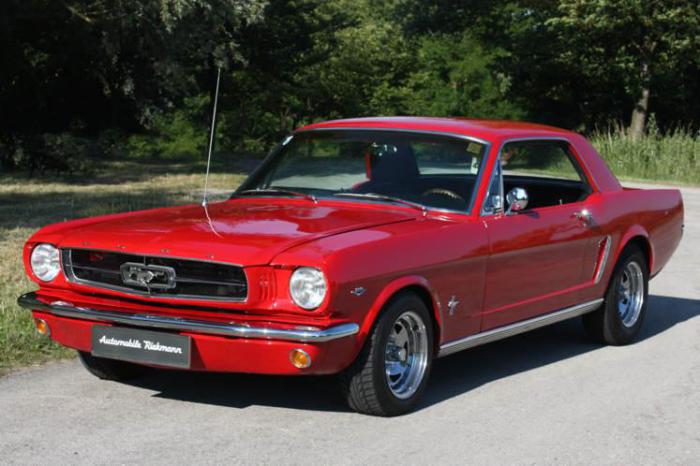 1964 Ford Mustang.