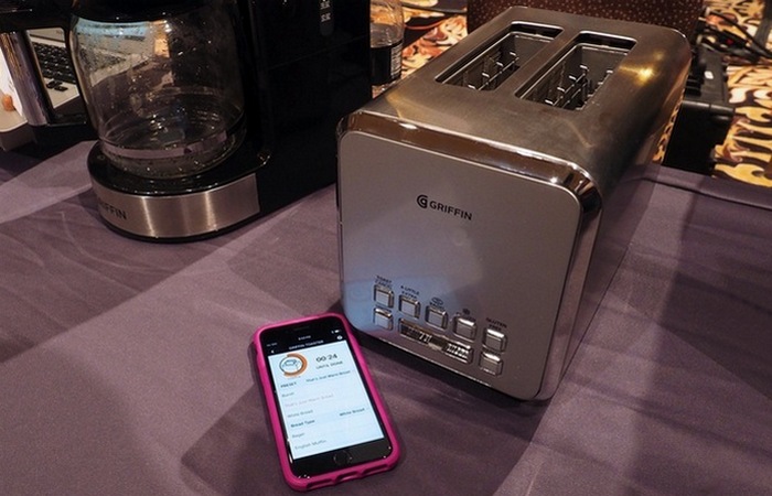 Griffin Connected Toaster от Griffin Technology.