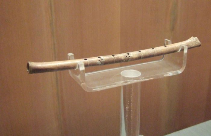 Древние флейты.