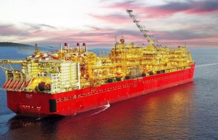 Не очень-то и корабль. Не очень-то и корабль.