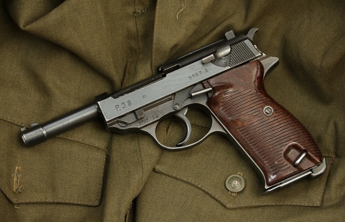 За что командиры Красной армии любили трофейный пистолет «Вальтер»