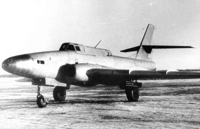 Уже после первых тестов компоновку пришлось переделывать.