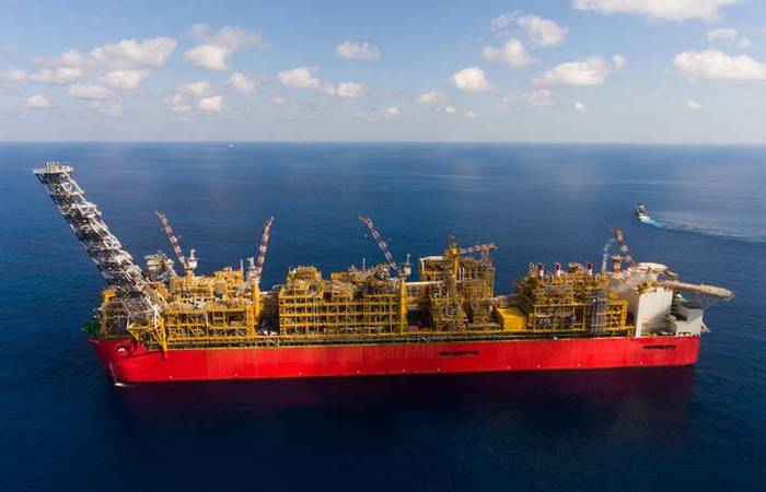 Самый большой плавучий завод. /Фото: marinelink.com. 