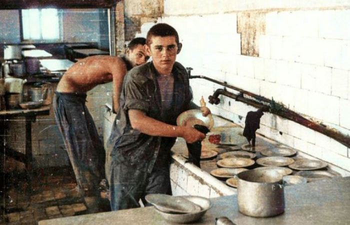 На кузне всё бывало по разному. На кузне всё бывало по разному.