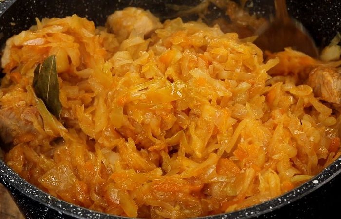 Просто надоедала. Просто надоедала.